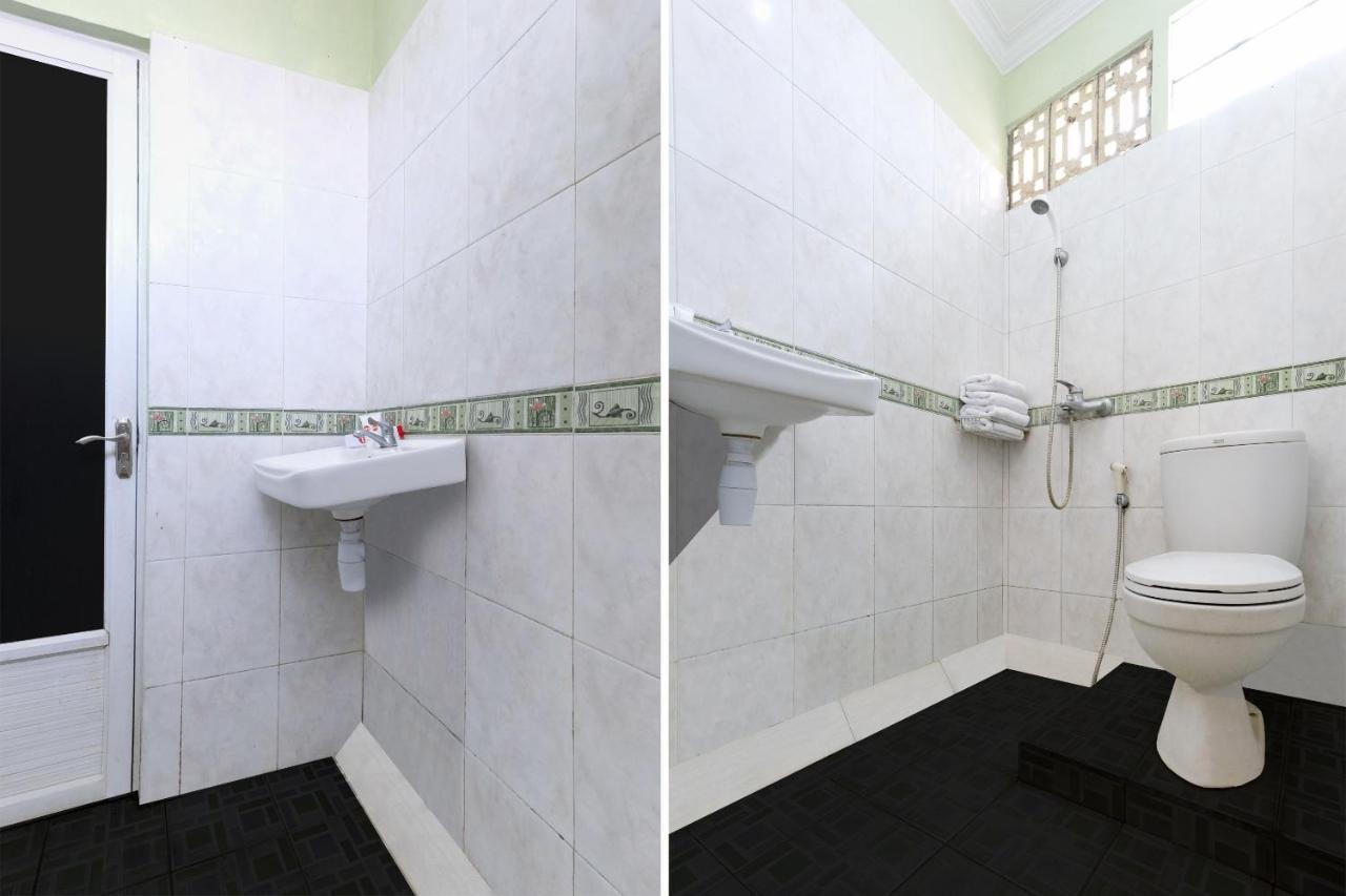 Surakarta  Oyo 338 Guest House Omah Manahan Syariah מראה חיצוני תמונה